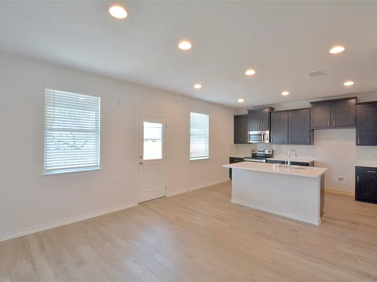 349 Capstone Rd — Photo 3