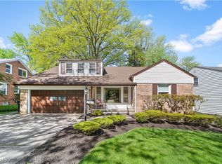 2576 Edgewood Rd, Beachwood, OH 44122