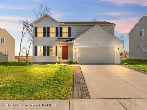 846 St Johns Chase, Grand Ledge, MI 48837