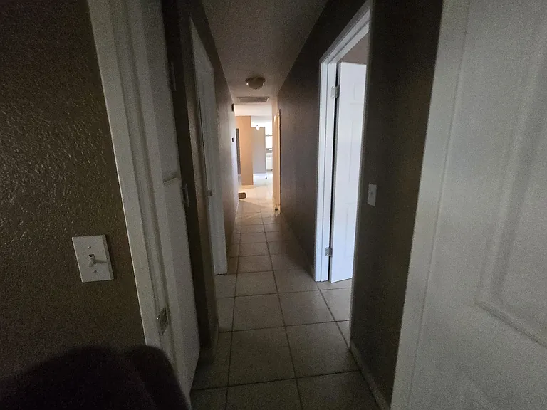 8100 Hemlock Ave — Photo 5