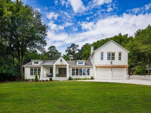 2416 Shades Crest Rd, Vestavia Hills, AL 35216