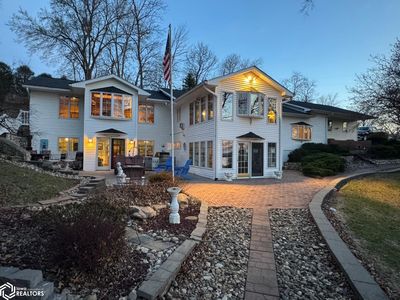3019 E Lakeshore Dr, Brooklyn, IA, 52211