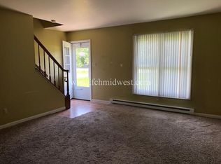 9514 Aboite Center Rd, Fort Wayne, IN 46804