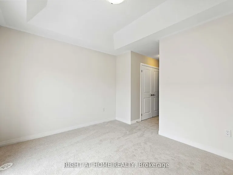 31 Sissons Way — Photo 22