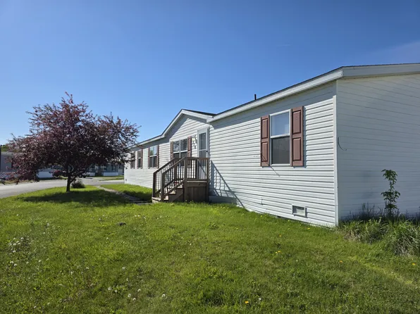 718 Theresa Dr #718, Flint, MI 48506