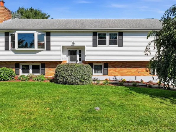 2 Apple Tree Dr, Millbury, MA 01527