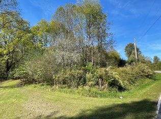 27 Deitz Cable Rd, Hayesville, NC 28904