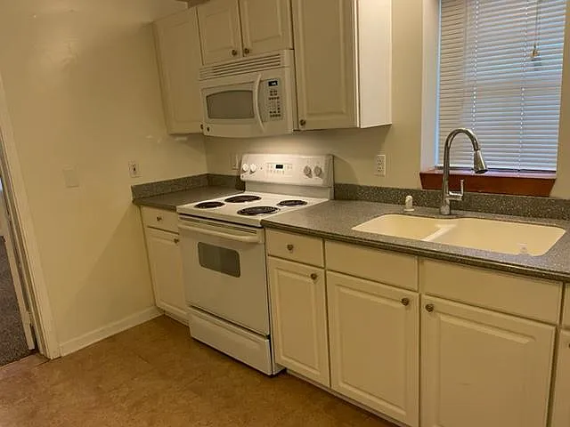 104 Double Branch Rd #A — Photo 6
