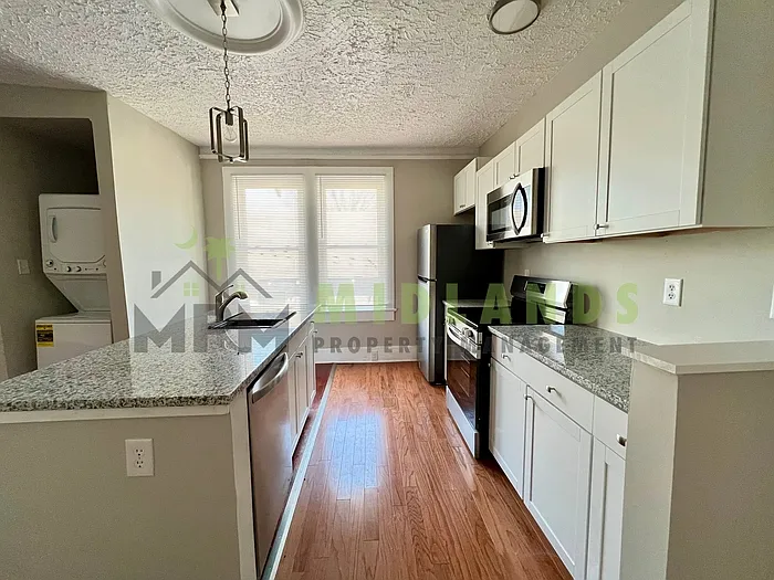 2326 Stark St #A — Photo 22
