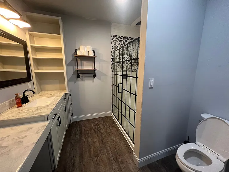 200 S Main St #2F — Photo 44