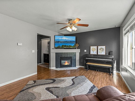 4th image of 13511 68th Avenue Ct E