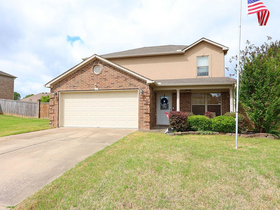 1st image of 15 Daytona Dr