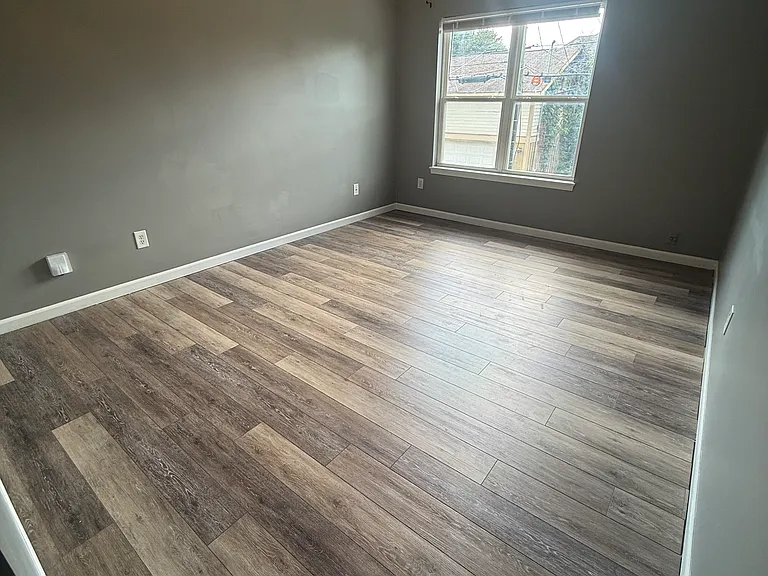 2054 1/2 Ruckle St #2 — Photo 5
