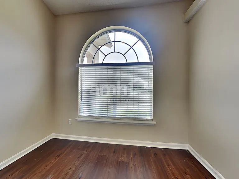 1215 Summer Springs Dr — Photo 5
