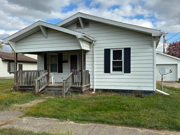 459 3rd St NW, Linton, IN 47441