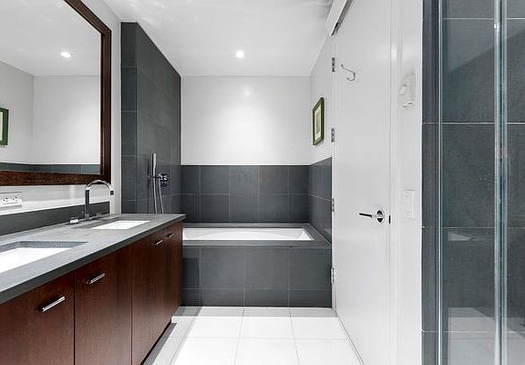 5th image of 33 W 56th St APT 4B