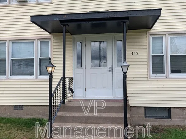 418 23rd St APT 4, Bettendorf, IA 52722