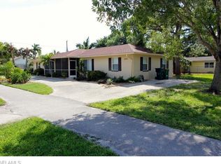 10095 7th St N UNIT 2, Naples, FL 34108