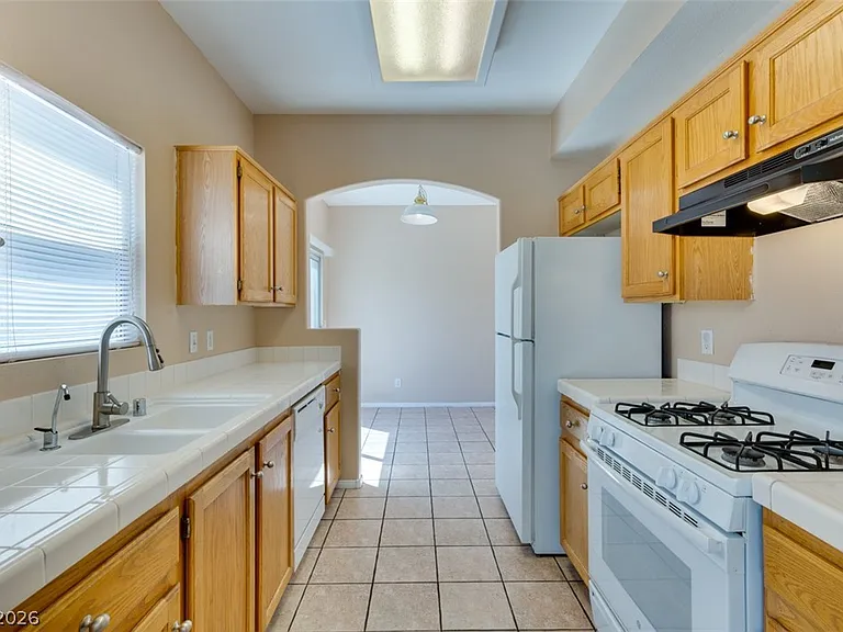 1401 Sycamore Spring Ct — Photo 13
