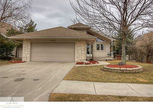 1st image of 16947 Cedarbrook Dr
