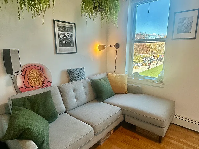 274 Ogden Ave — Photo 13
