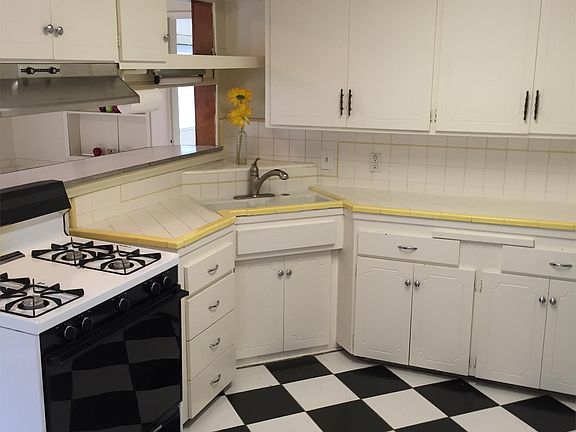 2nd image of 232 E Highland Ave