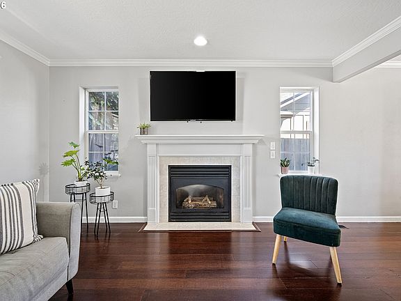 3rd image of 6030 Saint Helena St