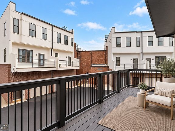 4th image of 2030 Main St NW #401