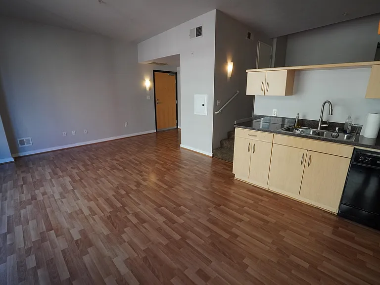 777 6th Ave #421 — Photo 9