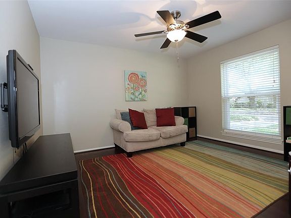 4th image of 6219 Queensloch Dr
