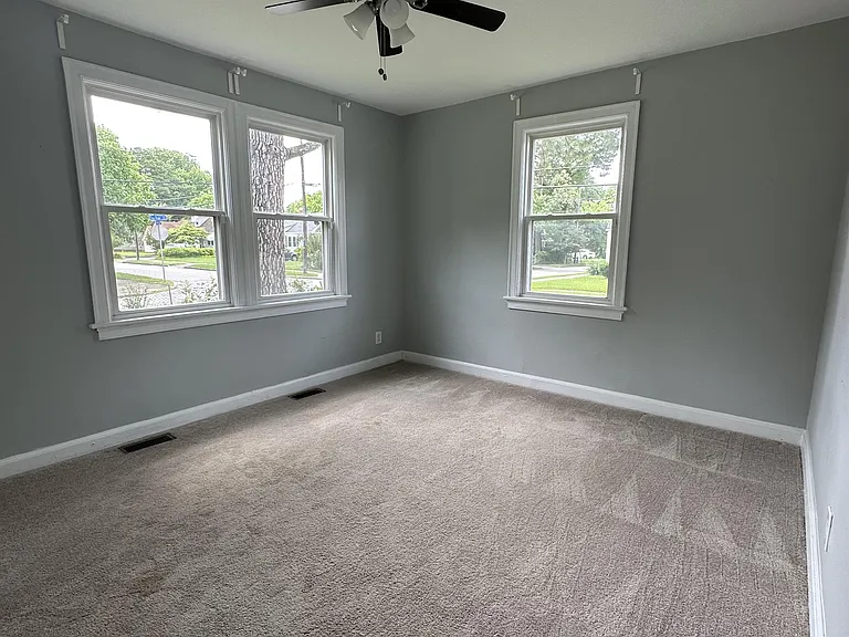3301 Vimy Ridge Ave — Photo 8