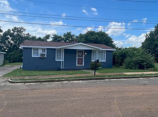 1613 Lucille St NW, Huntsville, AL 35816