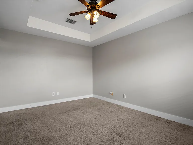9705 Linkmeadow Ln — Photo 17