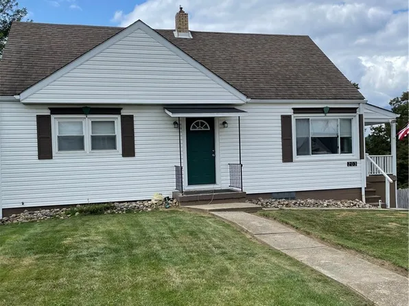 203 Leonard Ave, Wintersville, OH 43953