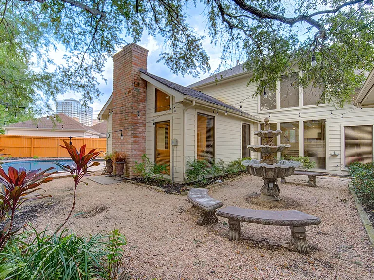 714 Last Arrow Dr — Photo 46