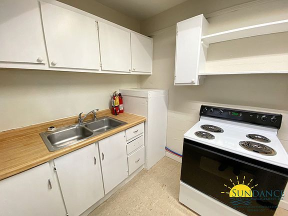 5th image of 100 Doodle Ave APT 4