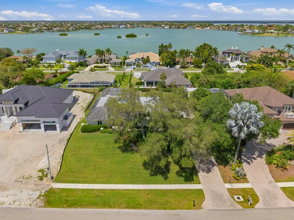 1616 Ludlow Rd, Marco Island, FL 34145