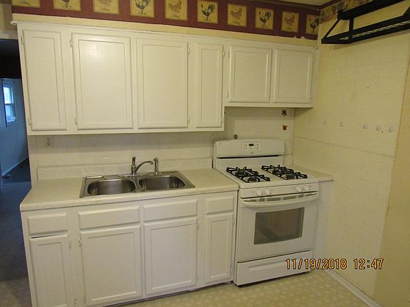 5th image of 1221 N Goodlet Ave