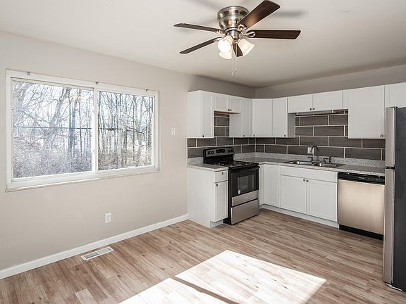 2nd image of 11238 Terry Ave
