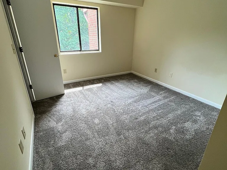 125 Turtle Creek Rd #12 — Photo 10