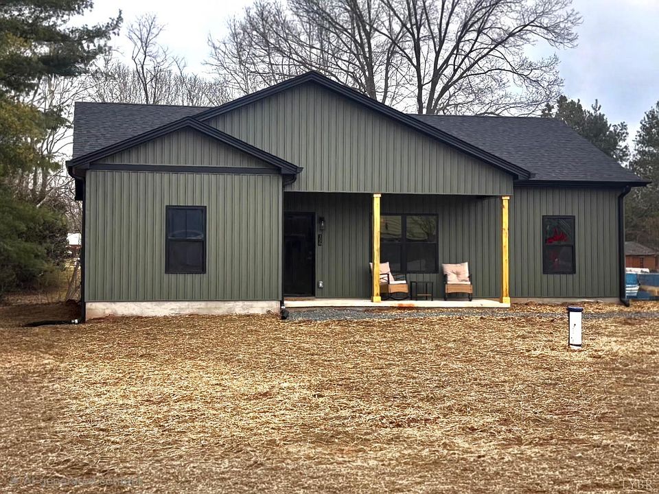 1st image of 156 Lakeside Dr
