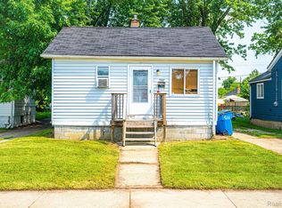7067 Studebaker Ave, Warren, MI 48091