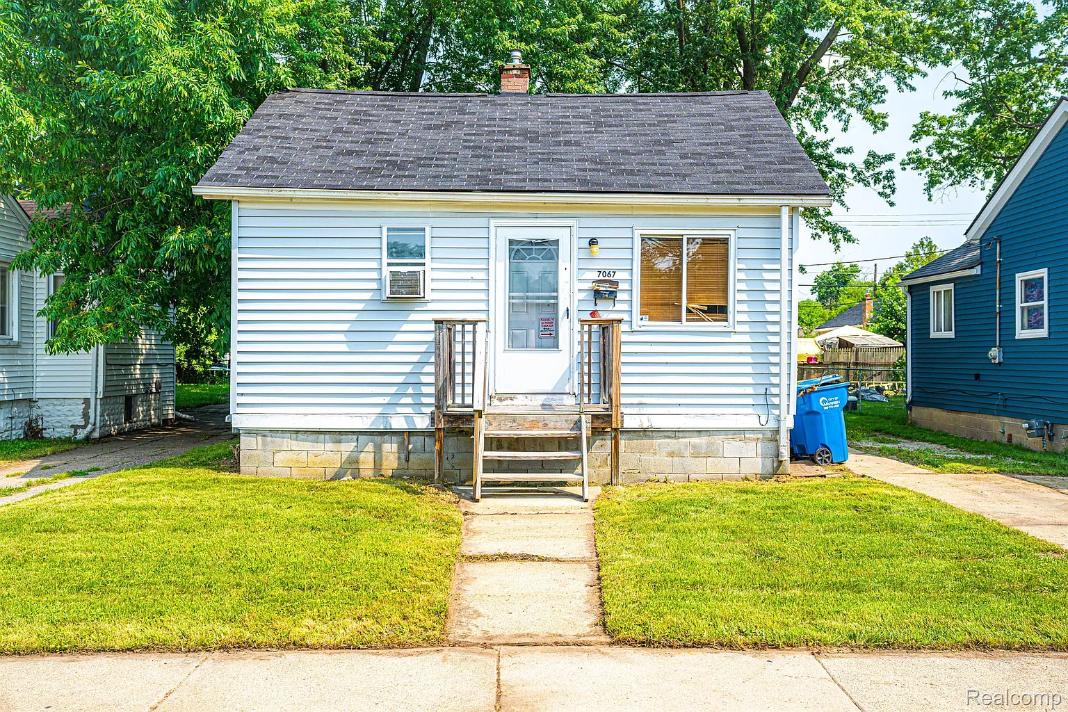 7067 Studebaker Ave photo 1