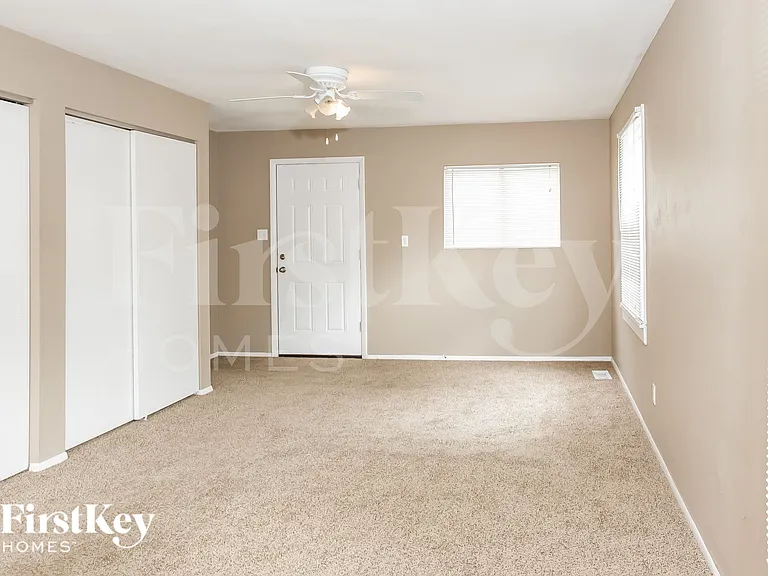 1290 Washington St — Photo 11