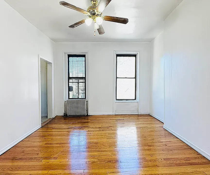 279 Smith St #2
