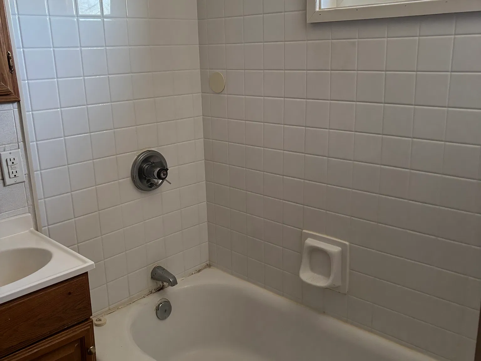 3 bed, 1350 sqft, $2,500 — Photo 3