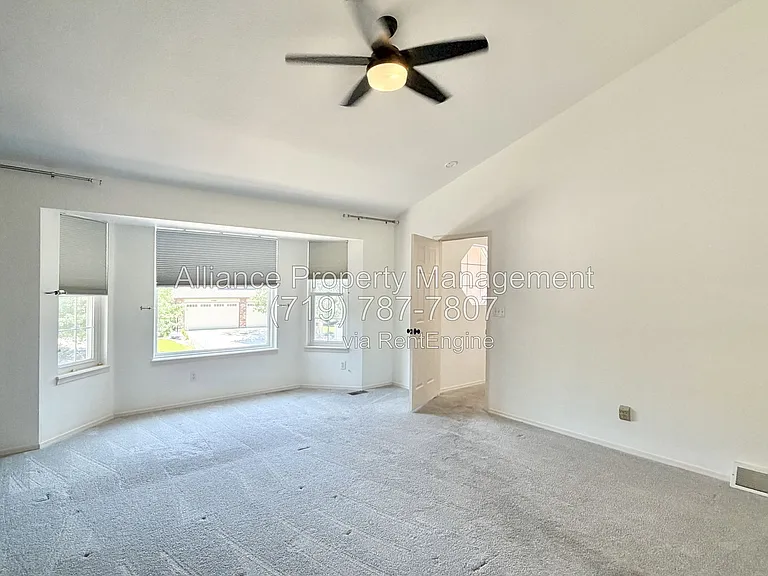 1755 Smoke Ridge Dr — Photo 27