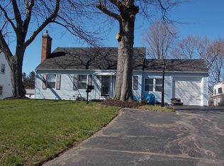 70 Salem Rd, Rochester, NY 14622