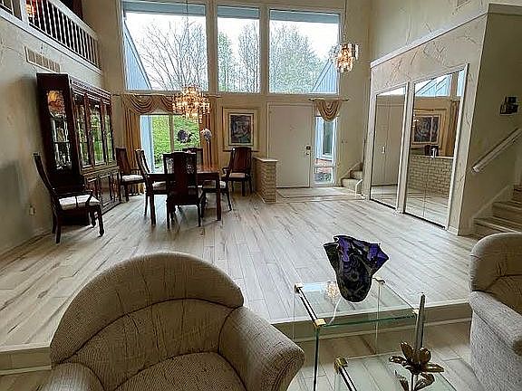 2nd image of 540 Ridgeway Dr #35