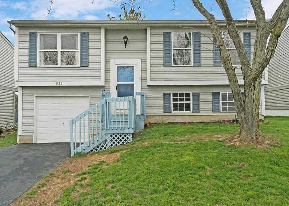 1st image of 832 Hickok Dr